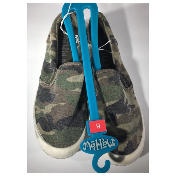 Mad Love Shoes - Mad Love Camouflage Sneakers Size 6 Slip on